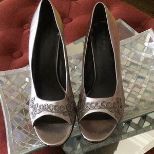 Bisou Bisou Silver after five heels